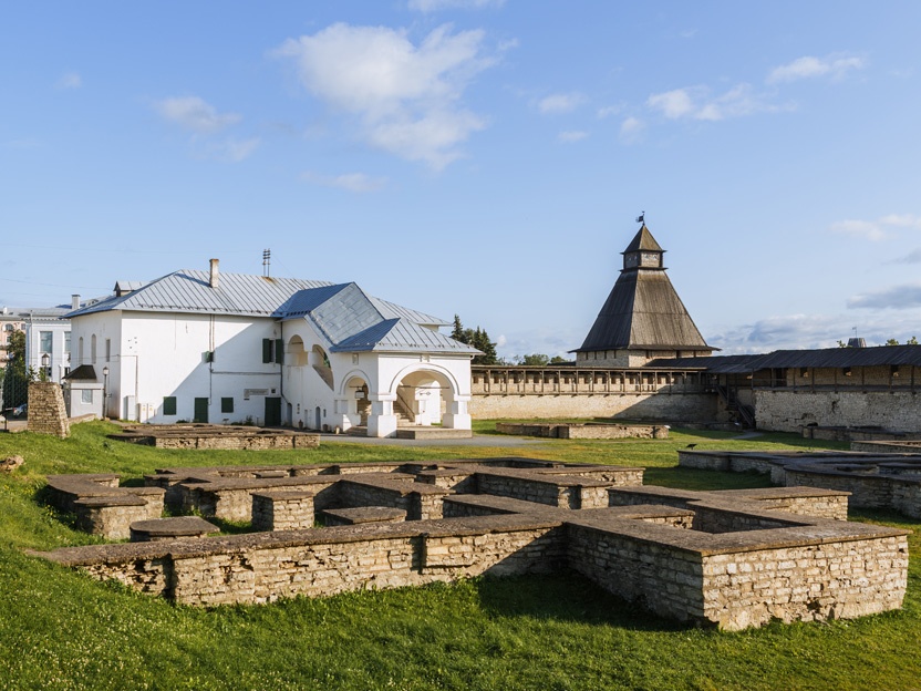 Экскурсия по Кремлю и центру Пскова, пешеходная Экскурсия по Кремлю и центру Пскова, пешеходная