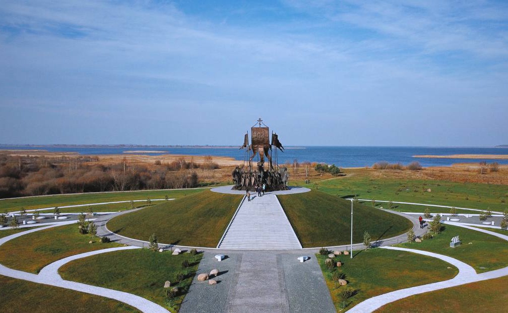 СПБ: Путёвые заметки на «Ласточке» (4 дня) весна/лето СПБ: Путёвые заметки на «Ласточке» (4 дня) весна/лето