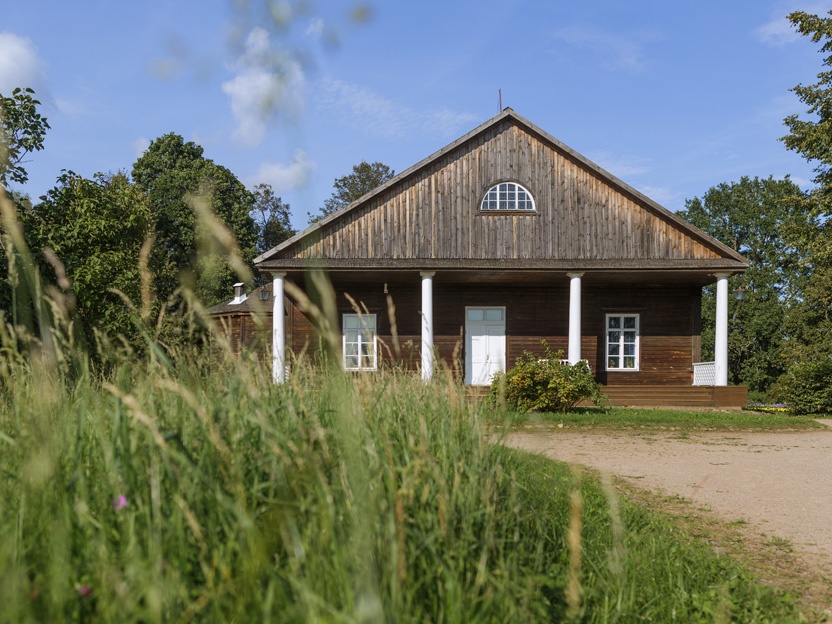 СПБ: Нетленная классика на «Ласточке» (2 дня) весна/лето СПБ: Нетленная классика на «Ласточке» (2 дня) весна/лето